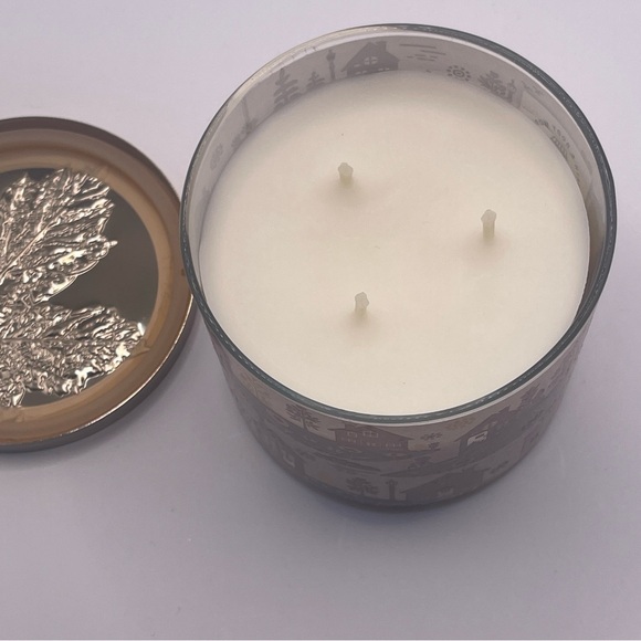 Bath & Body Works 3-Wick Leaves Scented Candle New Red Apple Clove Nectar Spice - Picture 4 of 4